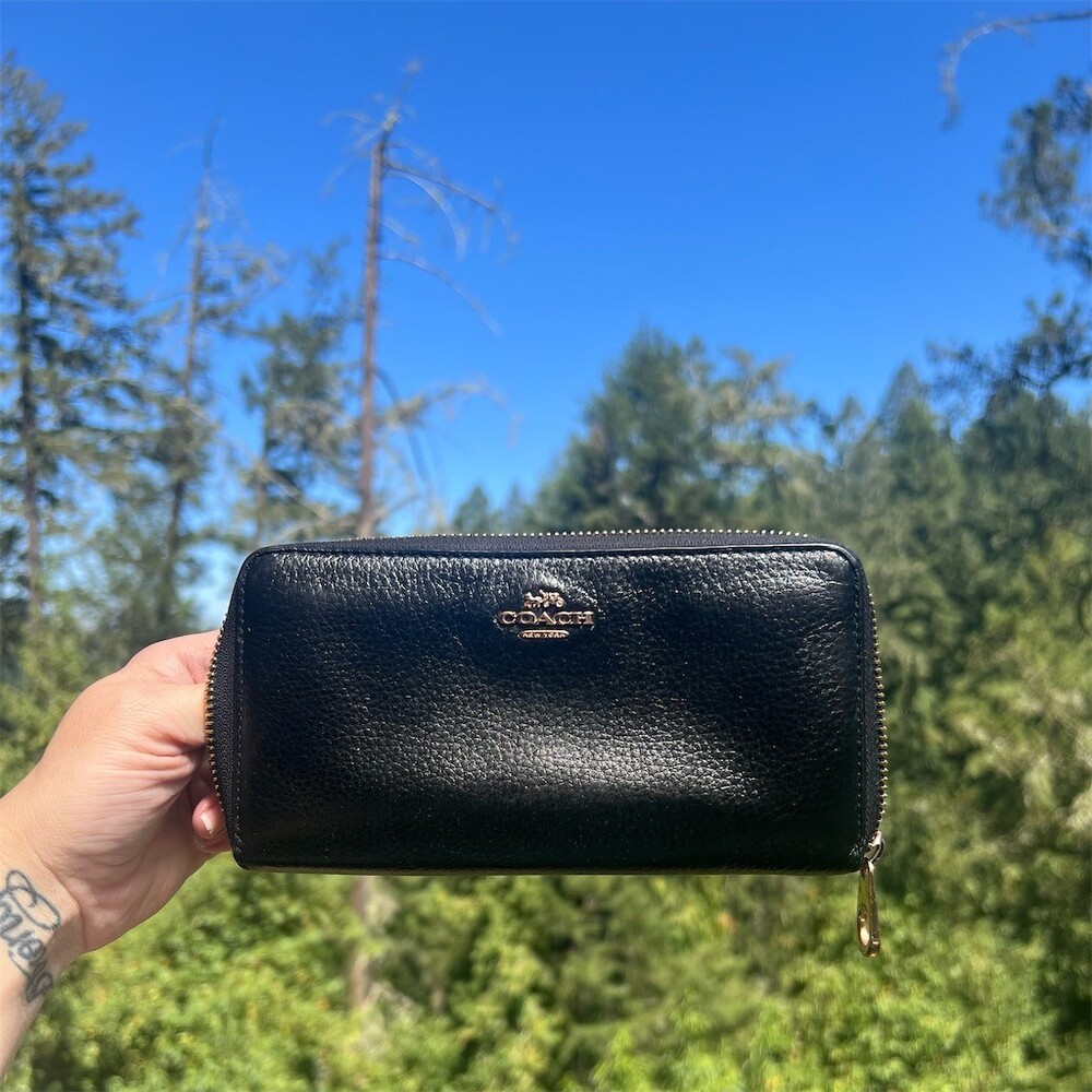 COACH Long Zip-Around Wallet BLACK Pebble Leather with Gold Hardware AUTHENTIC